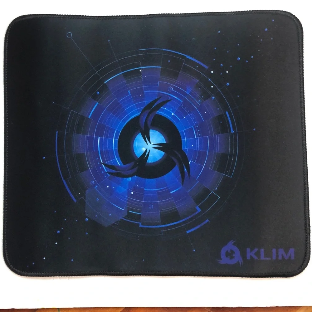 Gaming mouse pad